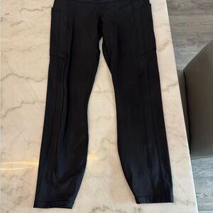 Athleta Ultimate Stash 7/8 Tight in Black